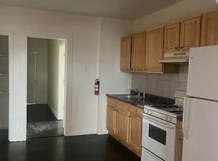 734 Convery Blvd, Perth Amboy, NJ 08861