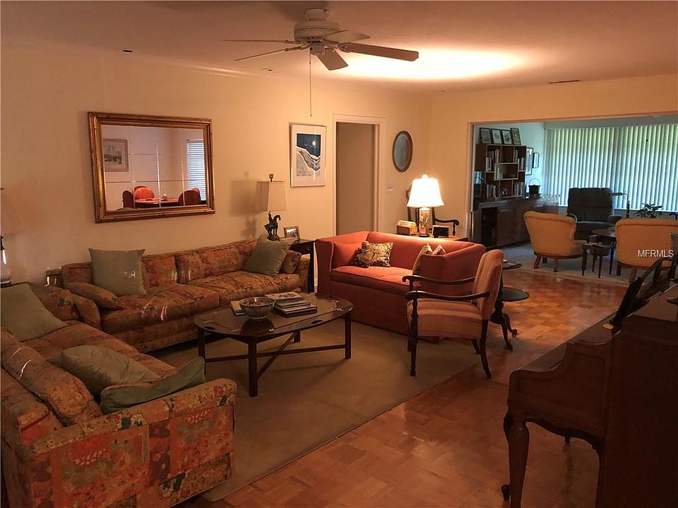 1st image of 207 Orangewood Ln