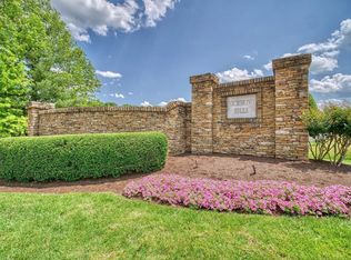 2014 Arlington Rd, Lebanon, TN 37087