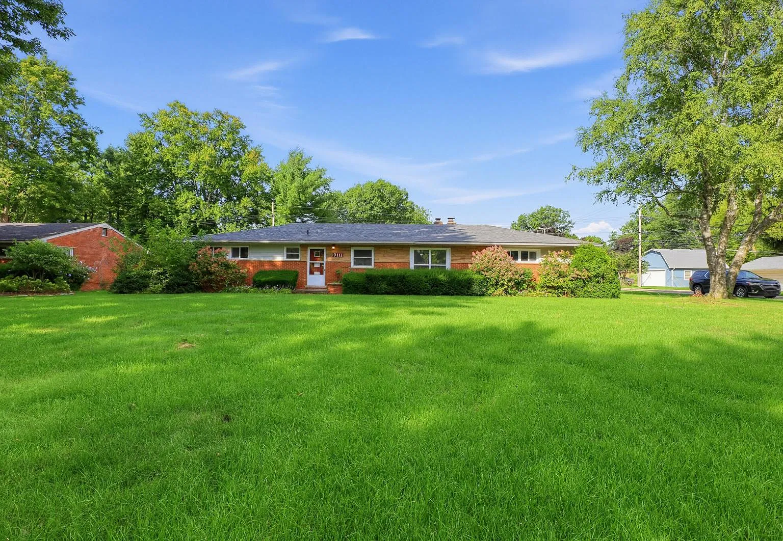 4 bed, 2256 sqft, $2,600 — Photo 1