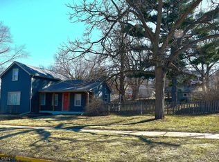 828 9th St, Hudson, WI 54016