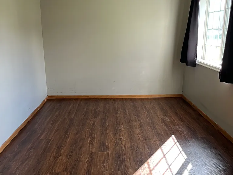 7865 Marilyn Dr — Photo 7