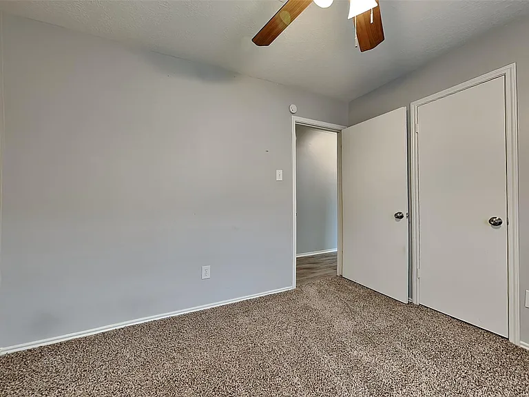 26010 Richards Rd — Photo 13