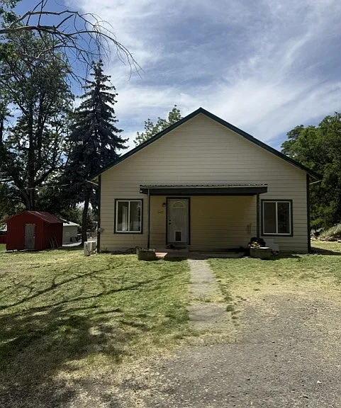 611 N Front St — Photo 1