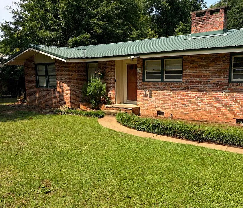 207 S Franklin Dr