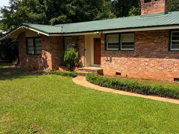 207 S Franklin Dr, Troy, AL 36081