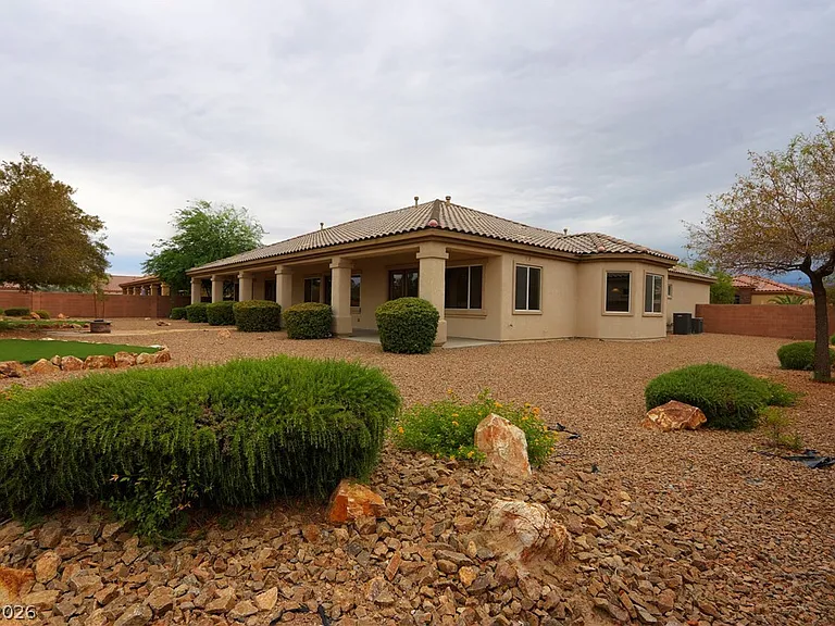 7560 Prancing Pony Ct — Photo 25