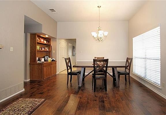 4th image of 4321 Thames Ct