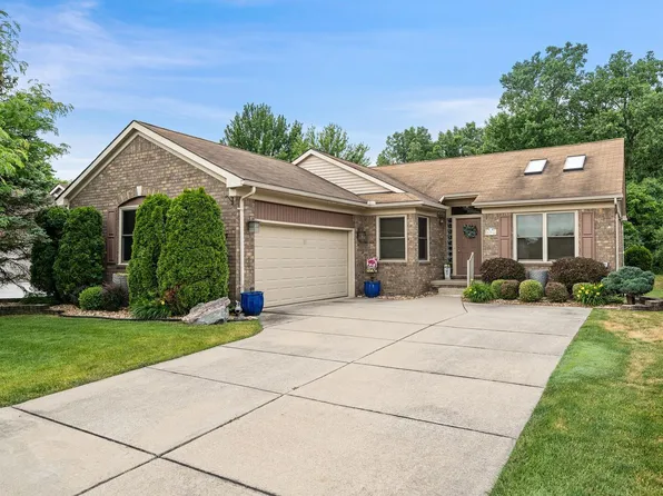 42877 N Hampton Dr, Sterling Heights, MI 48314