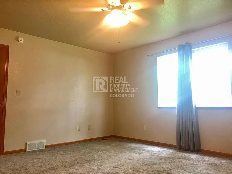 635 Alpine Ave — Photo 8