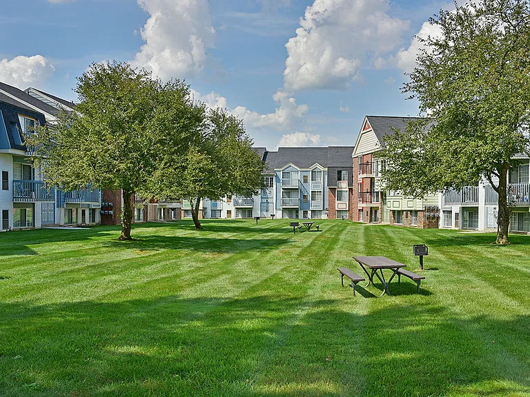 Picnic area at Charter Oak Apartments, Davison, Michigan