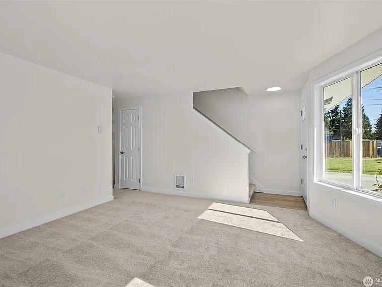 4 107th St SE #A — Photo 5