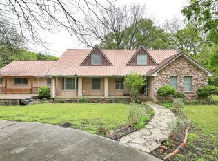 400 N Houston School Rd, Lancaster, TX 75146