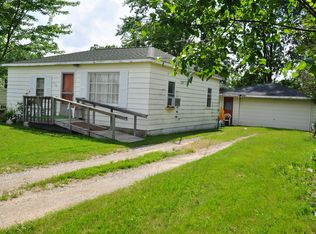 3579 Joslyn Rd, Auburn Hills, MI 48326