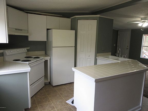 5th image of 268 Jefferson Ave #B