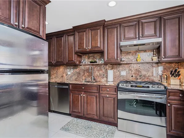 2763 East 65th Street image 12 of 30