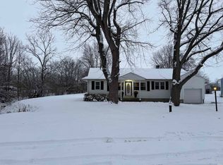 2104 E Delta Dr, Muncie, IN 47303