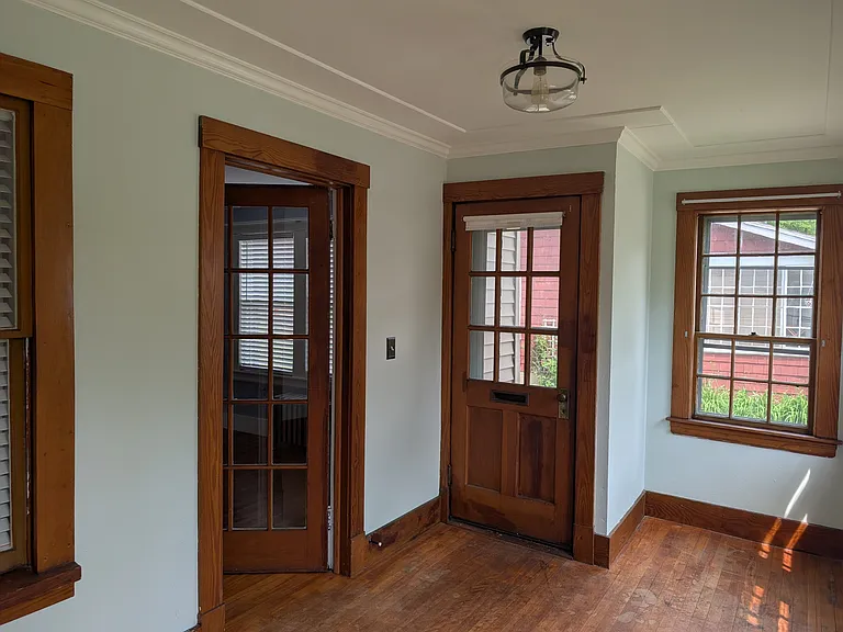 15 Manley St #1 — Photo 17