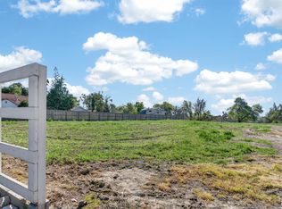 Paradise Rd, Modesto, CA 95351