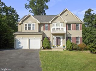 337 Drewery Ln, Falling Waters, WV 25419