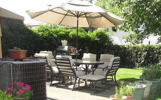 4 bed, 1.5 bath, $3,500 — Photo 3