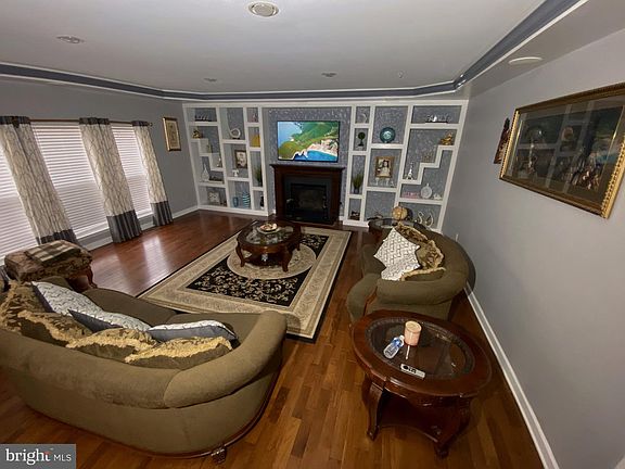 5th image of 6828 Ashleys Crossing Ct