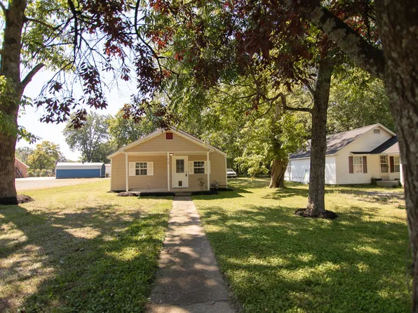 610 E Moore St, Tullahoma, TN 37388