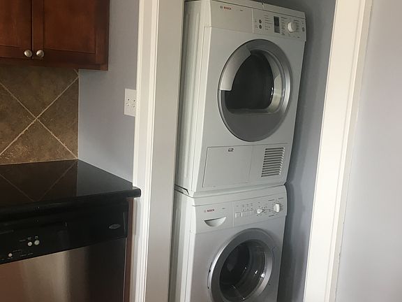 In-Unit Washer/Dryer