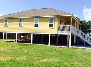 535 12th St, Dickinson, TX 77539