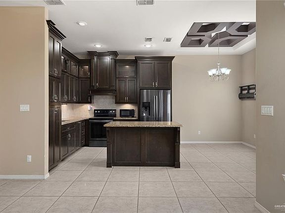 4th image of 2902 Granite Dr