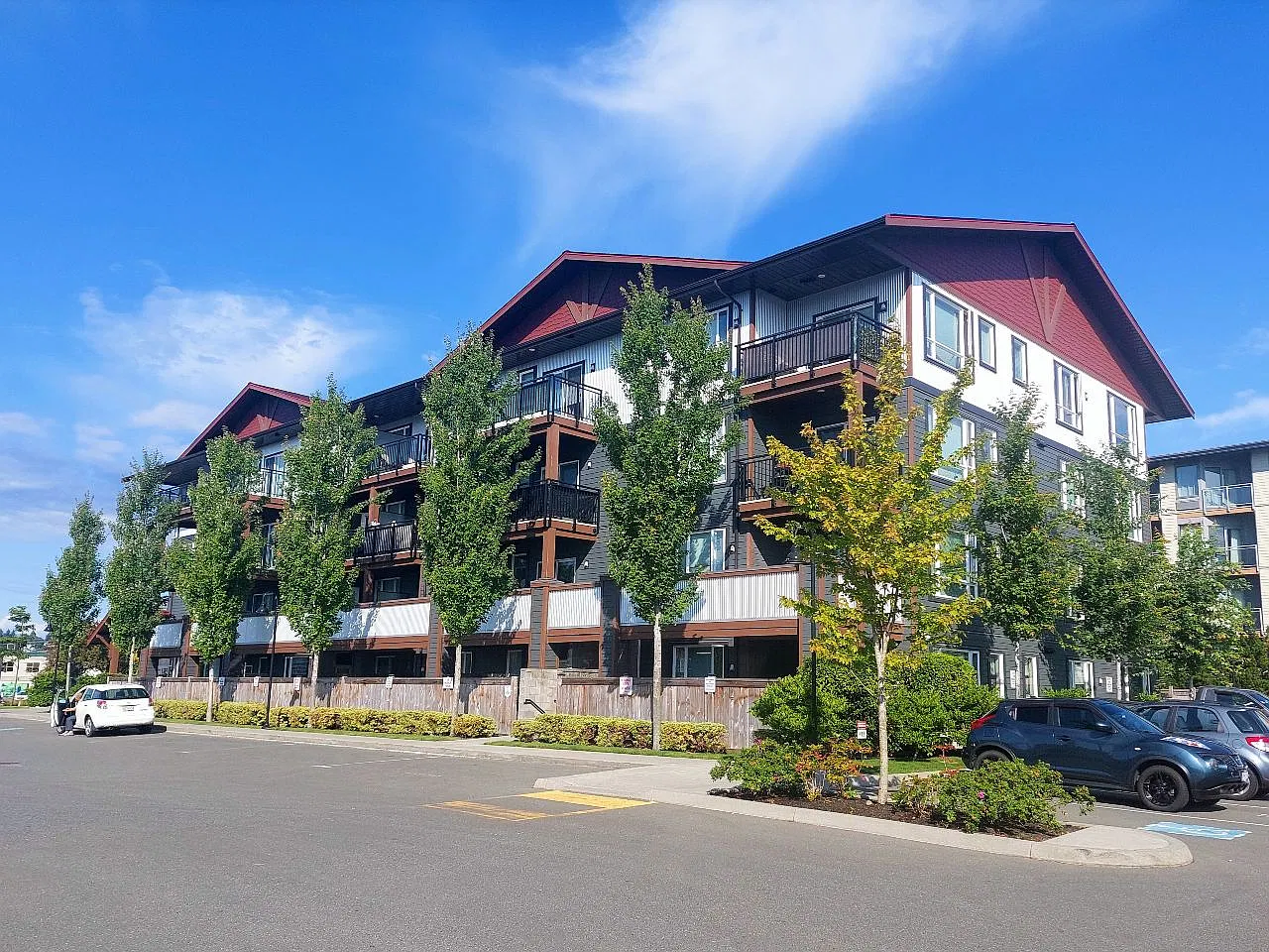 Tyee Apartments — Photo 4