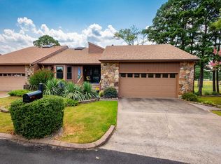 15 Par Dr, Maumelle, AR 72113