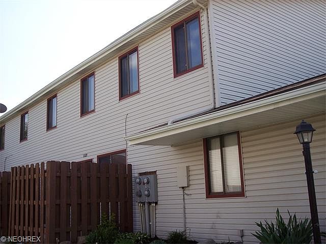 1st image of 1229 Roundtable Ct