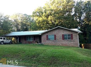 35 Lakeview Dr, Toccoa, GA 30577