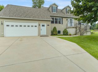 6712 Windsor Ridge Ln, Windsor, WI 53598