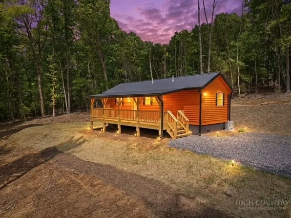 387 Tree Top Circle, Fleetwood, NC 28626
