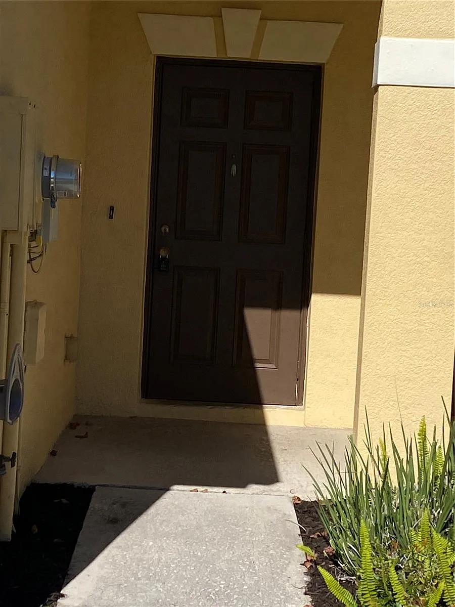 Building Photo - 8556 Trail Wind Dr #8556