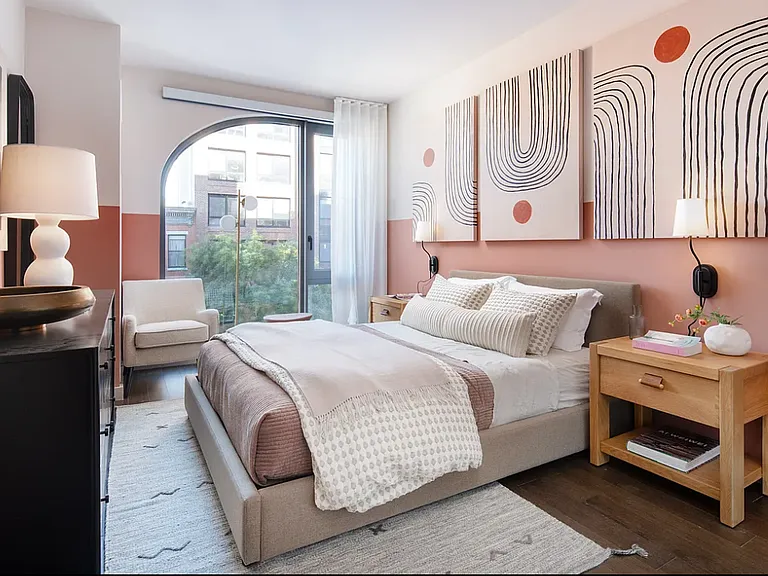 445 Grand Ave #201 — Photo 36