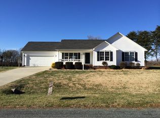 370 River Run Dr, Reidsville, NC 27320