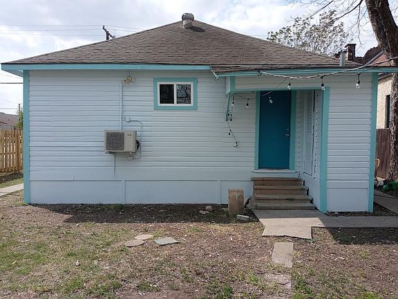4th image of 3434 S Flores St #2