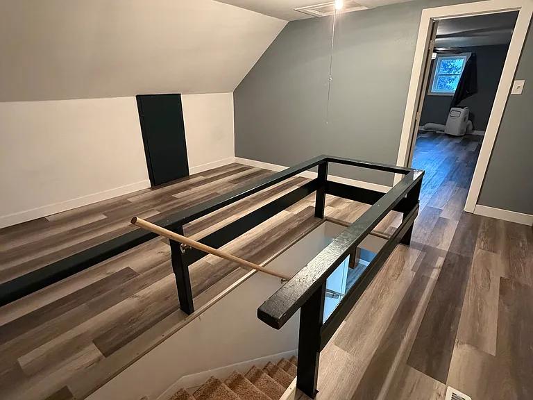 502 E Hancock St — Photo 8