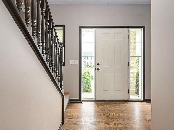 5th image of 2027 Chester St