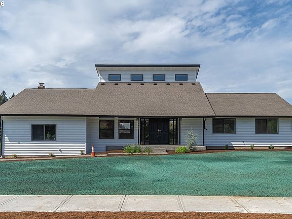 2nd image of 6524 NE 130th Cir