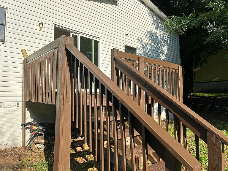 2120 Pinetree Dr #2 — Photo 11