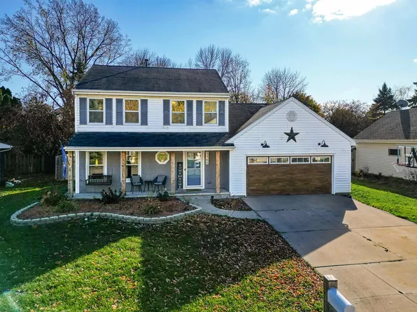 1160 Westwind Dr, Neenah, WI 54956