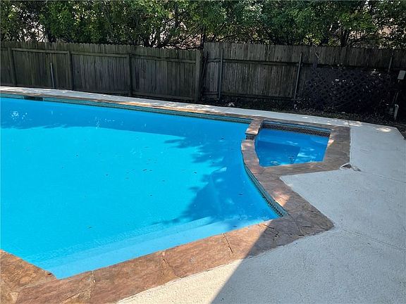 3rd image of 6601 Skycrest Dr #0