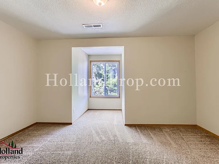 15470 SW Donna Ct — Photo 8