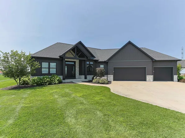50663 Stonecutter Dr, Granger, IN 46530