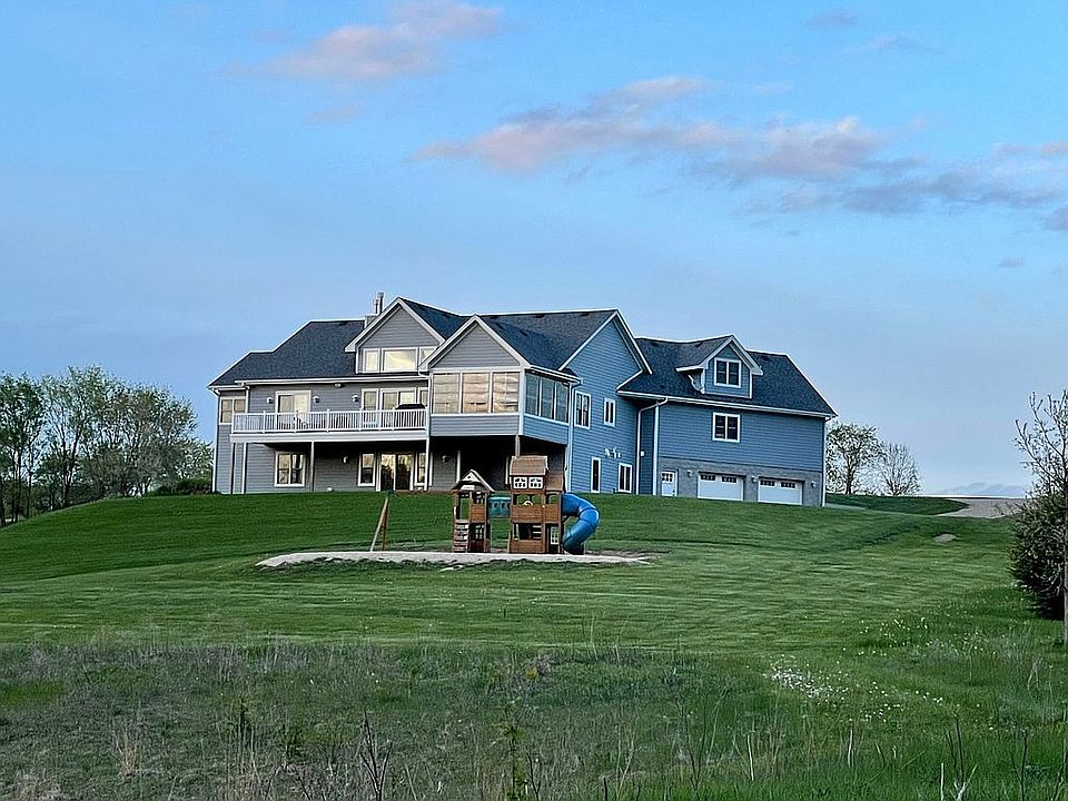 2nd image of N7045 Hillside Ct