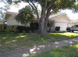 11954 101st Ave, Seminole, FL 33772